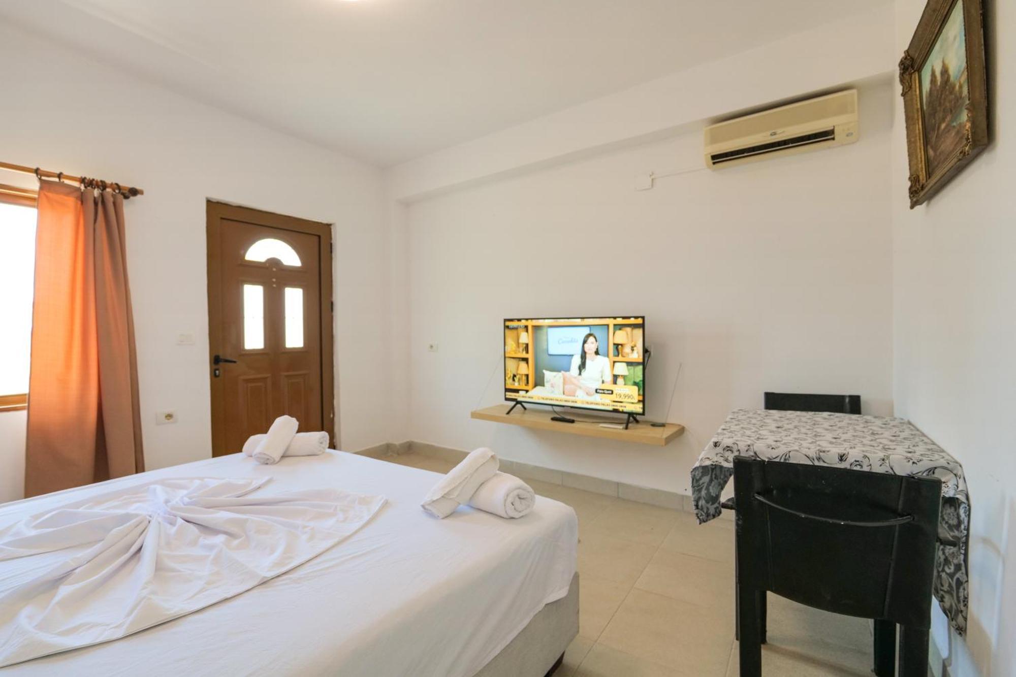 Garden Villa Lake Side & Glamping คซามิล ภายนอก รูปภาพ