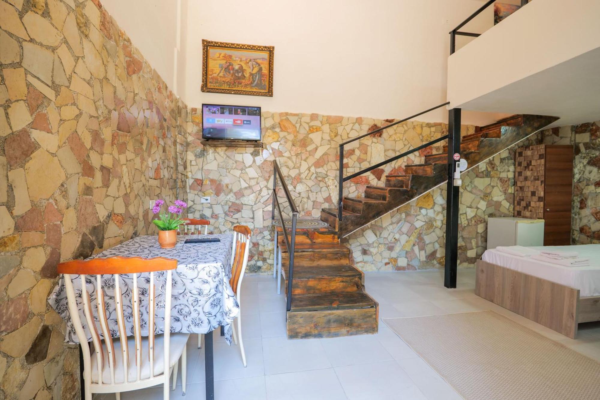 Garden Villa Lake Side & Glamping คซามิล ภายนอก รูปภาพ