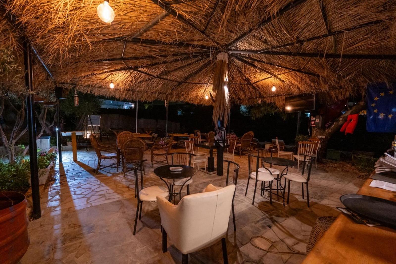 Garden Villa Lake Side & Glamping คซามิล ภายนอก รูปภาพ